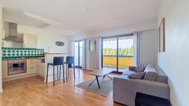 
                                                                                        Vente
                                                                                         .