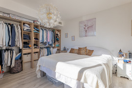 
                                                                                        Vente
                                                                                         .