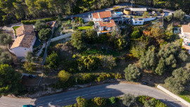 
                                                                                        Vente
                                                                                         .