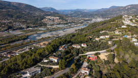 
                                                                                        Vente
                                                                                         .