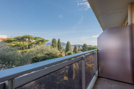 
                                                                                        Location
                                                                                         .