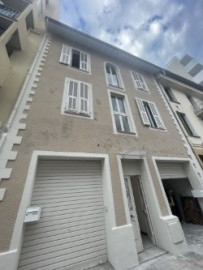 
                                                                                        Location
                                                                                         .