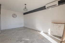 
                                                                                        Location
                                                                                         .