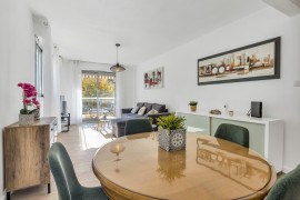 
                                                                                        Location
                                                                                         .