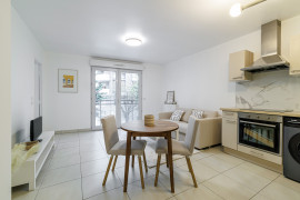 
                                                                                        Location
                                                                                         .