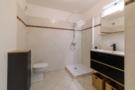 
                                                                                        Location
                                                                                         .