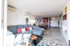 
                                                                                        Vente
                                                                                         .