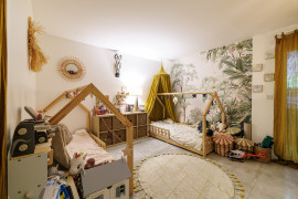 
                                                                                        Vente
                                                                                         .