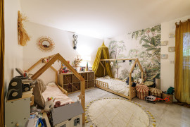 
                                                                                        Vente
                                                                                         .