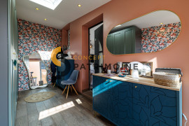 
                                                                                        Vente
                                                                                         .