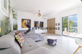 
                                                                                        Vente
                                                                                         .