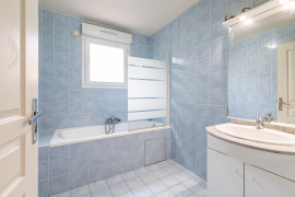 
                                                                                        Location
                                                                                         .