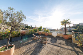 
                                                                                        Vente
                                                                                         .