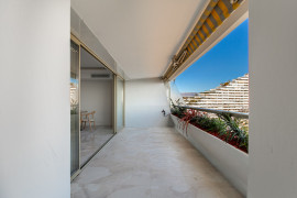 
                                                                                        Vente
                                                                                         .