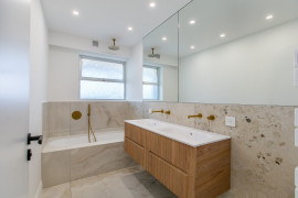 
                                                                                        Vente
                                                                                         .