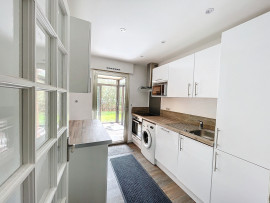 
                                                                                        Location
                                                                                         .