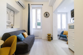 
                                                                                        Vente
                                                                                         .