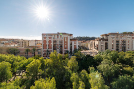 
                                                                                        Vente
                                                                                         .