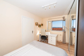 
                                                                                        Vente
                                                                                         .