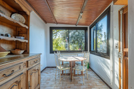 
                                                                                        Vente
                                                                                         .