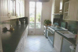 
                                                                                        Vente
                                                                                         .