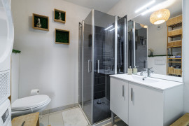 
                                                                                        Location
                                                                                         .