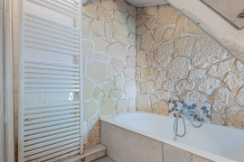 
                                                                                        Vente
                                                                                         .