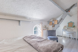 
                                                                                        Vente
                                                                                         .