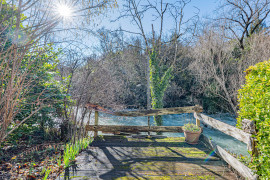 
                                                                                        Vente
                                                                                         .