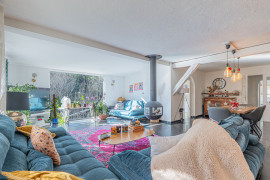 
                                                                                        Vente
                                                                                         .