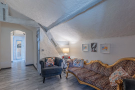 
                                                                                        Vente
                                                                                         .