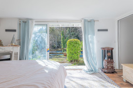 
                                                                                        Vente
                                                                                         .