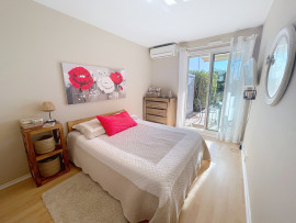 
                                                                                        Vente
                                                                                         .