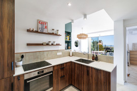 
                                                                                        Vente
                                                                                         .