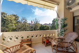 
                                                                                        Vente
                                                                                         .