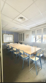 
                                                                                        Vente
                                                                                         .