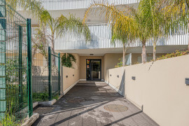 
                                                                                        Vente
                                                                                         .