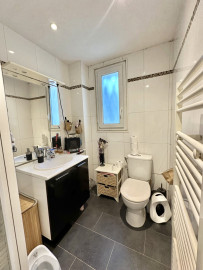 
                                                                                        Vente
                                                                                         .