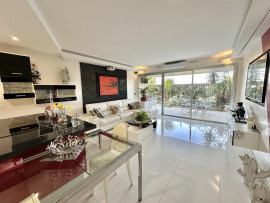 
                                                                                        Vente
                                                                                         .