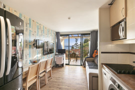 
                                                                                        Vente
                                                                                         .