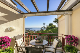 
                                                                                        Vente
                                                                                         .