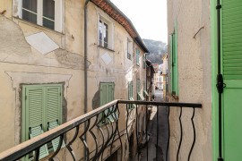 
                                                                                        Vente
                                                                                         .