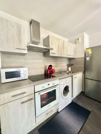 
                                                                                        Vente
                                                                                         .