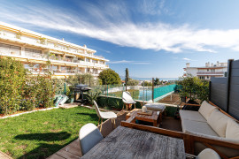 
                                                                                        Vente
                                                                                         .