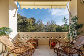 
                                                                                        Vente
                                                                                         .