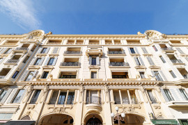 
                                                                                        Vente
                                                                                         .