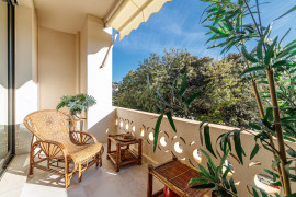 
                                                                                        Vente
                                                                                         .