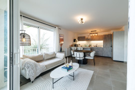 
                                                                                        Vente
                                                                                         .