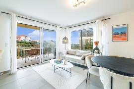 
                                                                                        Vente
                                                                                         .