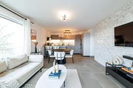 
                                                                                        Vente
                                                                                         .